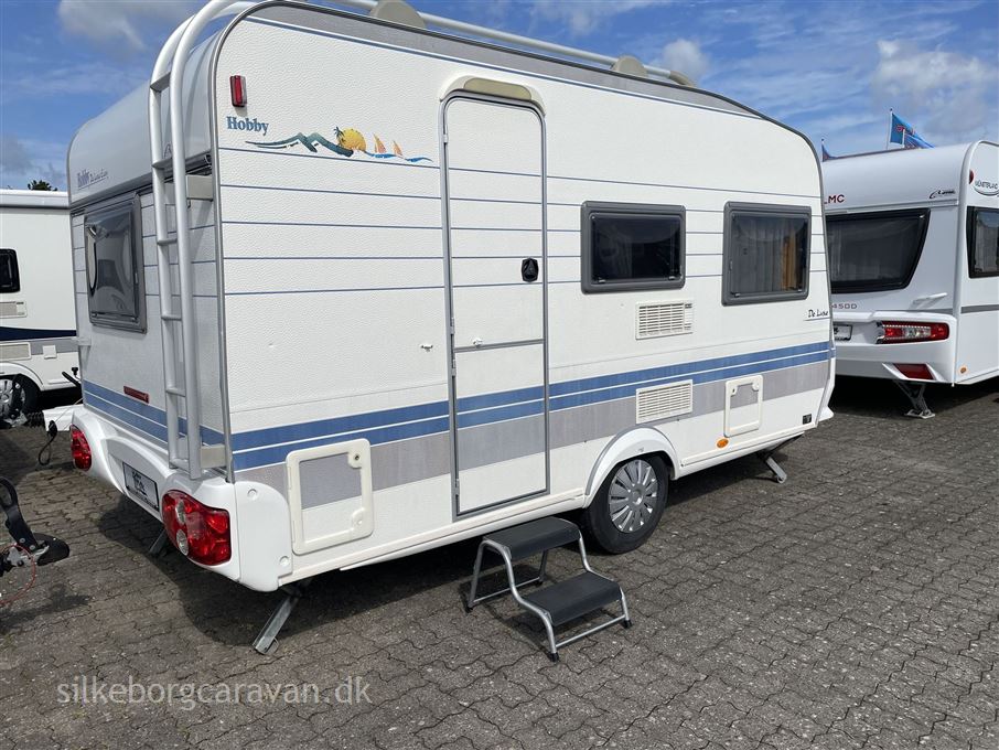 Hobby De Luxe 400 SB